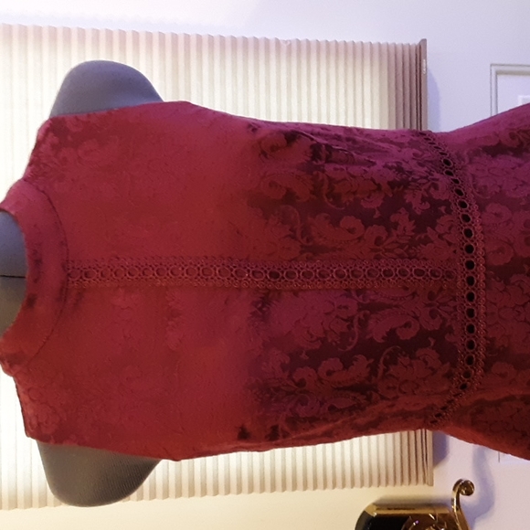 Maroon sleeveless dress - Picture 2 of 5